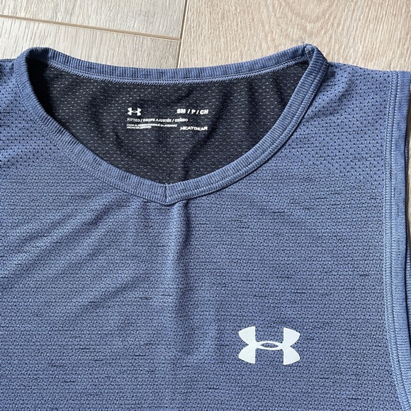 EUC UNDER ARMOUR Seamless Tank Top Blue Ink/Mod Gray SIZE S - Picture 2 of 3